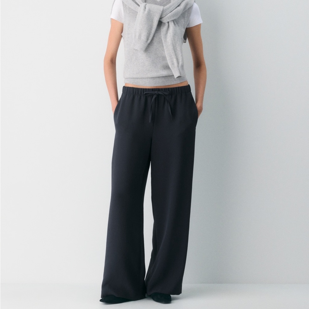 Women's Wide-Leg Pants